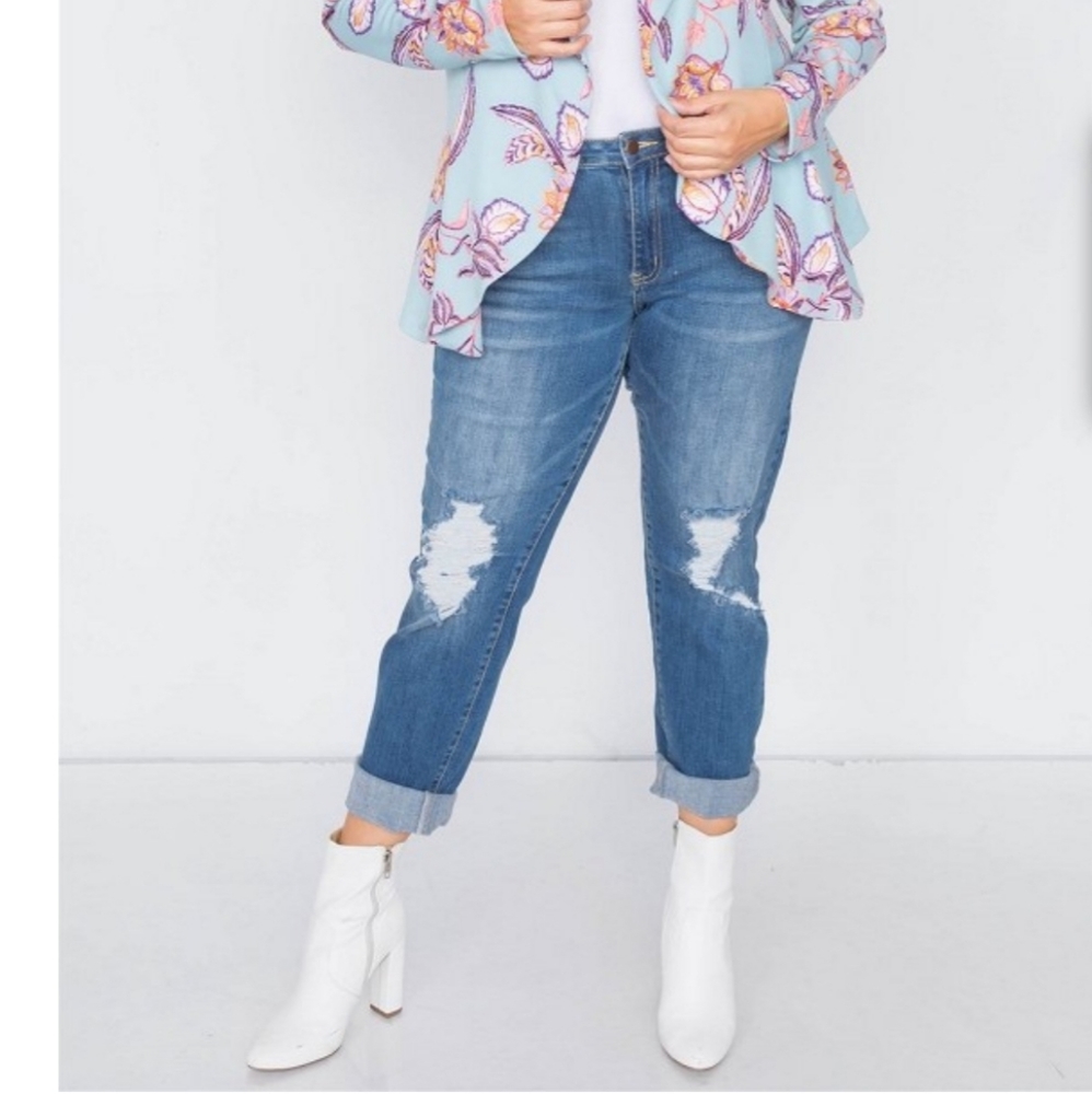 LAST 1! PLUS Blue Floral Print Blazer - Picture 3 of 10